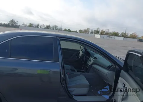 2009 Toyota Camry Le z USA, uszkodzony, nr VIN 4T1BE46KX9U900979